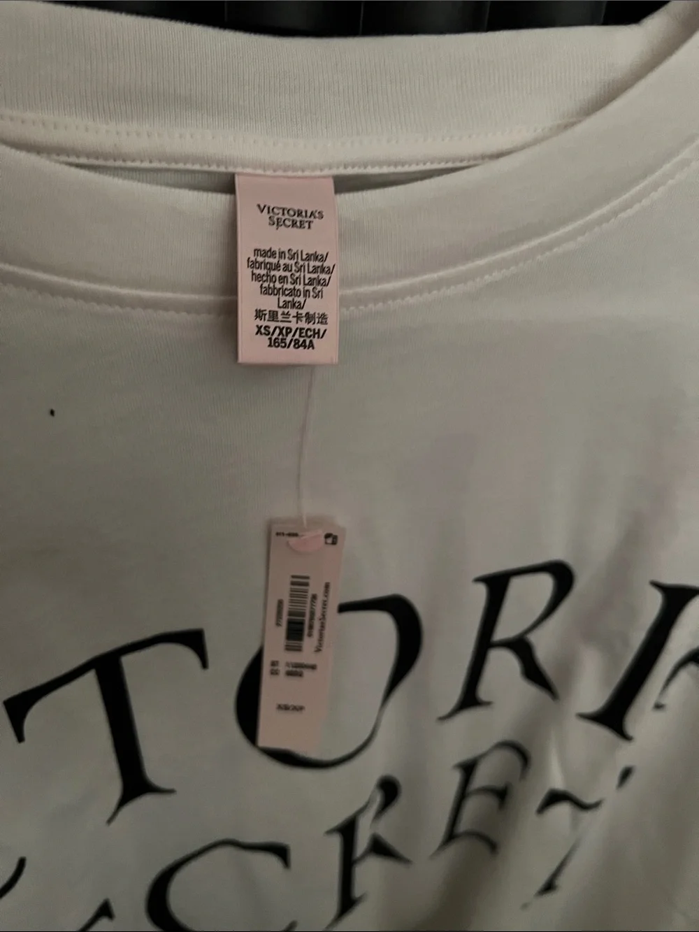 NWT Victoria's Secret Soft White Logo Cropped Tee Sz XS - Picture 3 of 3